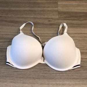 Victoria’s Secret Padded Convertible Bra 36D